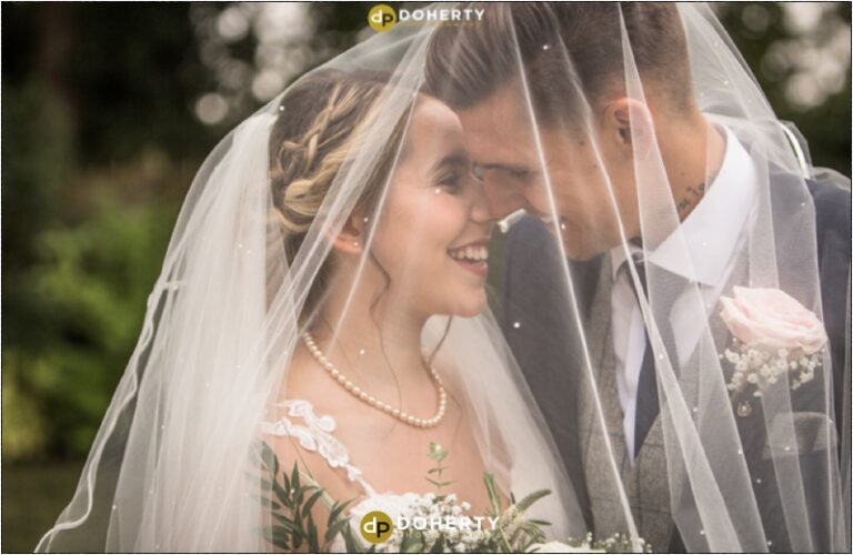 Outdoor Wedding Ceremony – Warwick House – Warwickshire